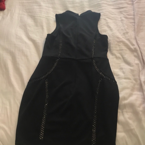 Dress size medium - Picture 2 of 5